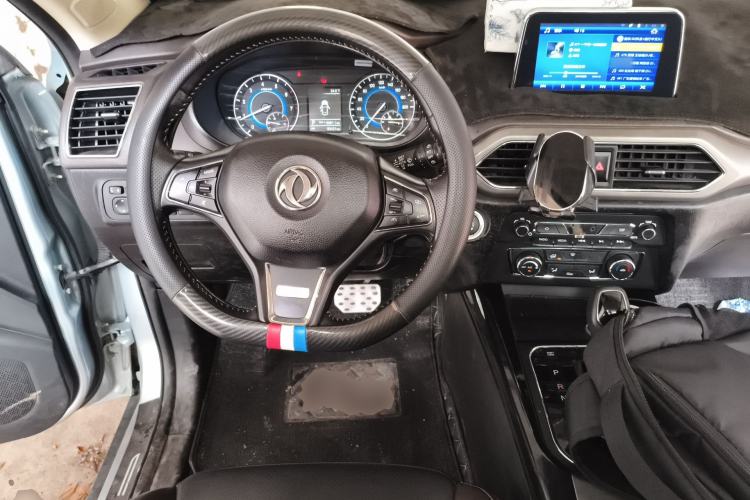 Used Dongfeng Fengon S560 2018 1.8L CVT Smart Connect 7-Seater