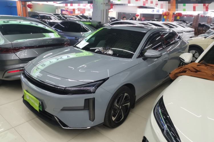 Used Geely Galaxy L6 2024 125km PLUS Dragon Edition