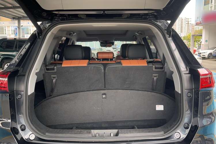 Used Chery Tiggo 8 PLUS 2021 290TGDI DCT Luxury Edition