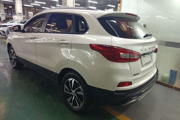 Used BAIC Senova X55 2016 1.5L Manual Comfort Version Exterior 2