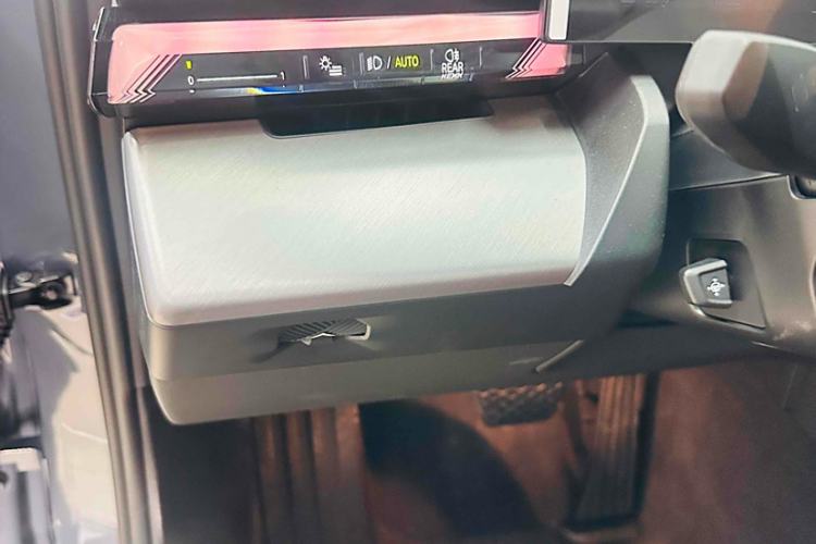 Used BMW i5 2024 eDrive 35L Luxury Model with M Sport Package
