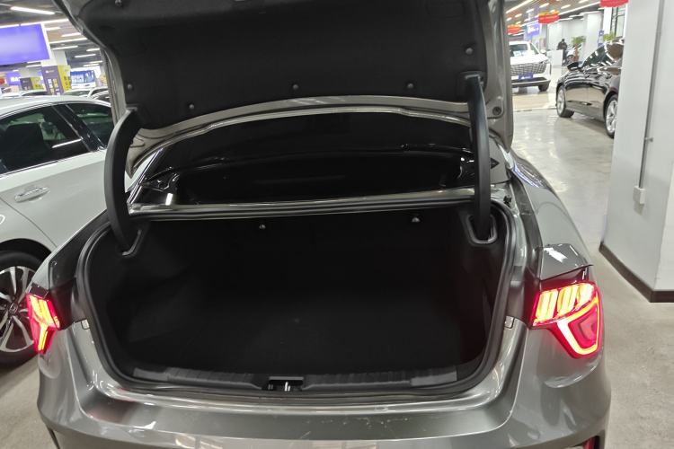 Used Lynk & Co 03 2022 2.0TD DCT JingPro Trunk