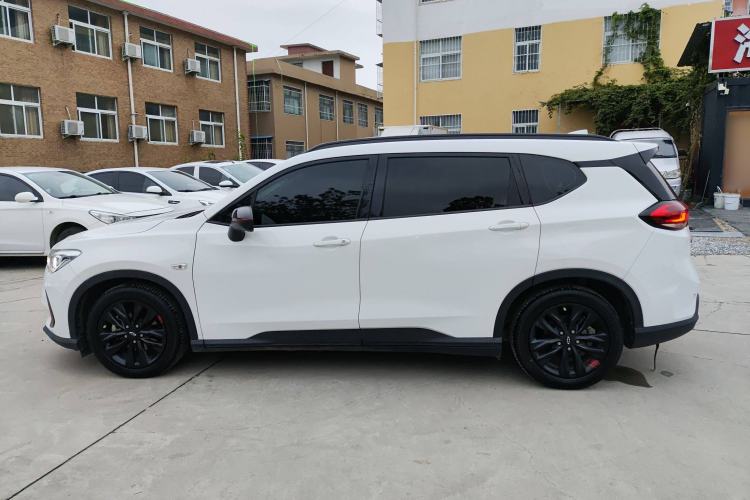 Used Chevrolet Orlando 2020 Light Hybrid Redline 530T Automatic Enjoyment Edition (5+2 Models)