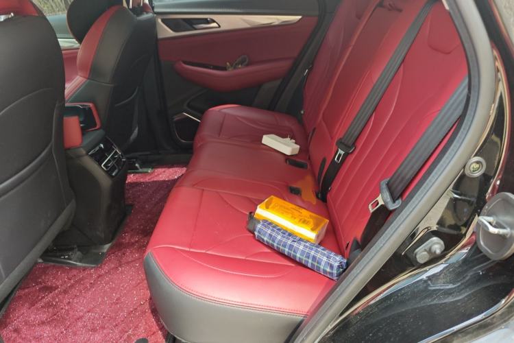 Used CHANGAN CS85 COUPE 2021 1.5T DCT Prestige Model Interior 4