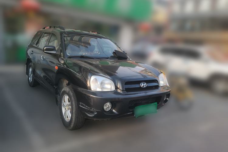 Used Huatai Santa Fe Classic 2012 2.0L Gasoline Manual Two-Wheel Drive with Sunroof
