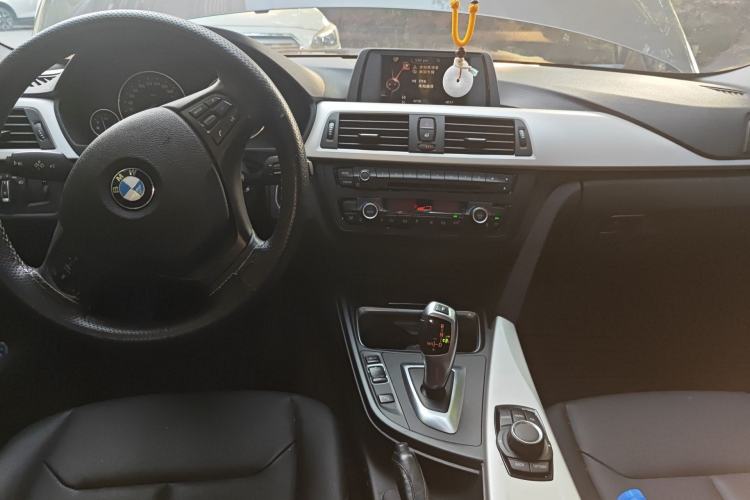 Used BMW 3 Series 2014 320Li Fashion Model
