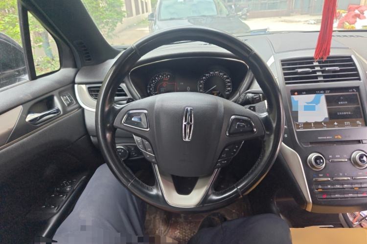 Used Lincoln MKC 2017 2.0T Two-Wheel Drive Deluxe Edition