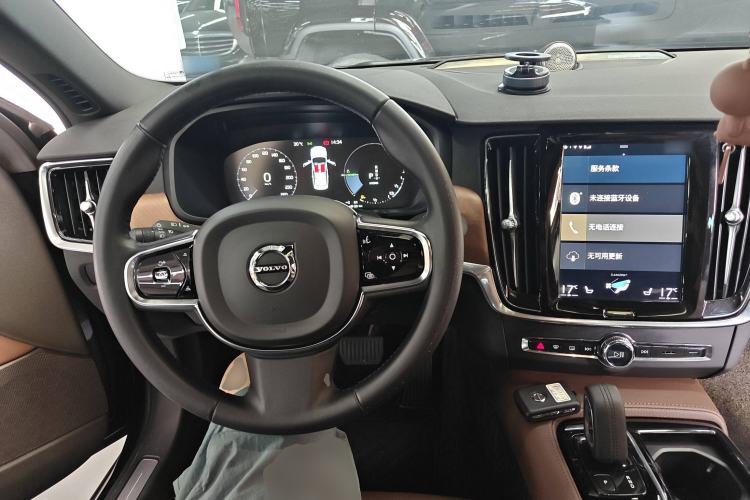 Used Volvo S90 New Energy 2021 T8 eDrive Hybrid Zhiyi Luxury Edition
