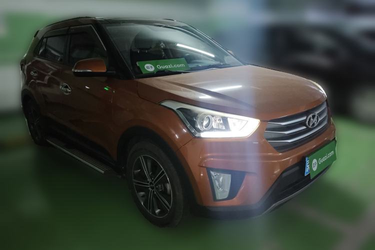 Used Hyundai ix25 2015 1.6L Automatic Two-Wheel-Drive Deluxe DLX Model
