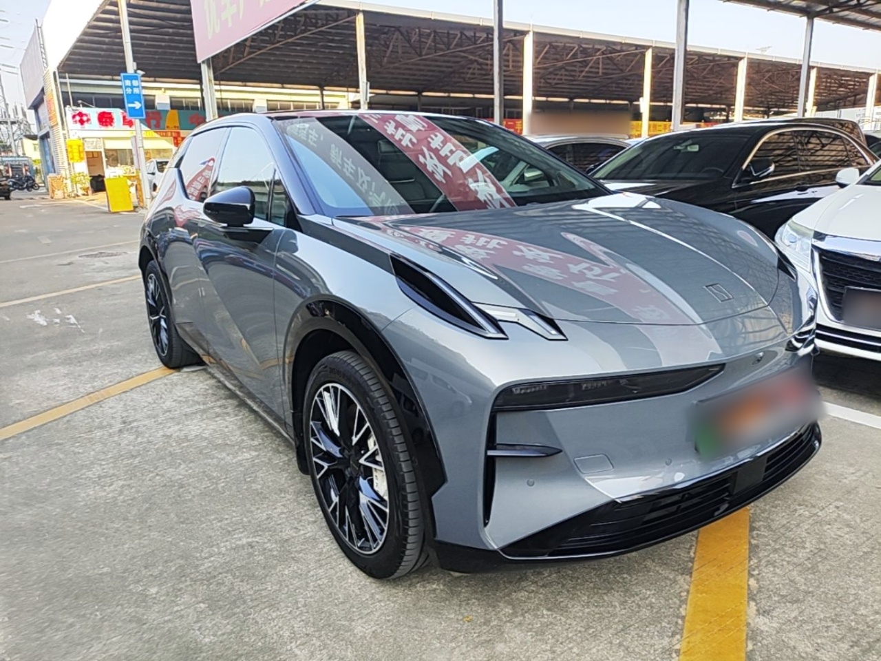 Zeekr X 2024 Five-Seater Four-Wheel Drive — снимка 3