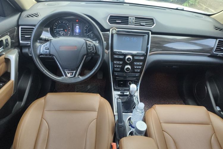 Used Haval H2 2014 1.5T Manual Two-Wheel Drive Elite Edition
