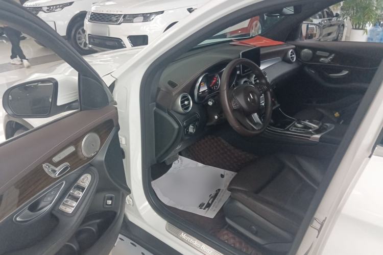 Used Mercedes-Benz GLC 2019 GLC 260 L 4MATIC Dynamic Model
