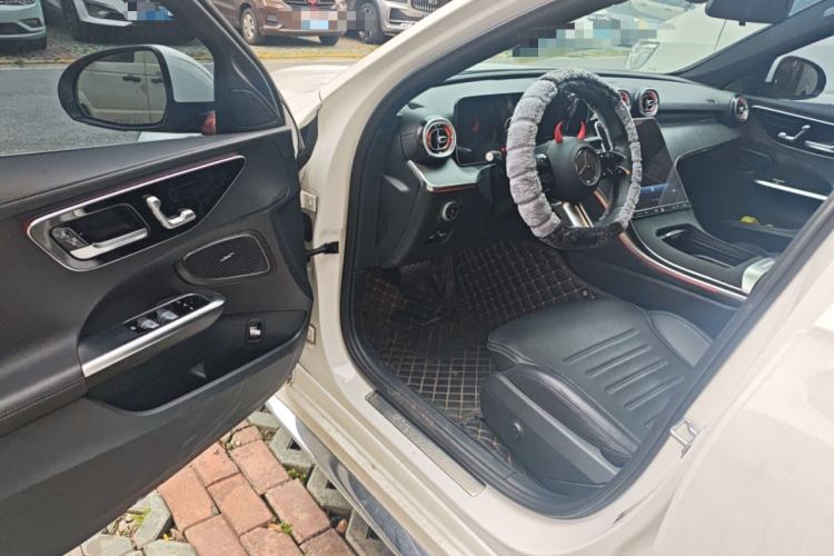 Used Mercedes-Benz C-Class 2022 Restyled C 200 L Sport Edition Driver Seat