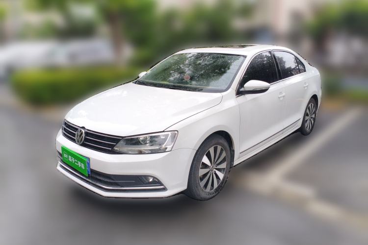 Used Volkswagen Sagitar 2017 180TSI Automatic Luxury Edition