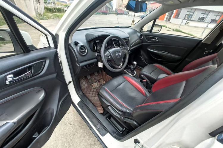 Used Changan CS15 2016 1.5L Manual Fashion Edition