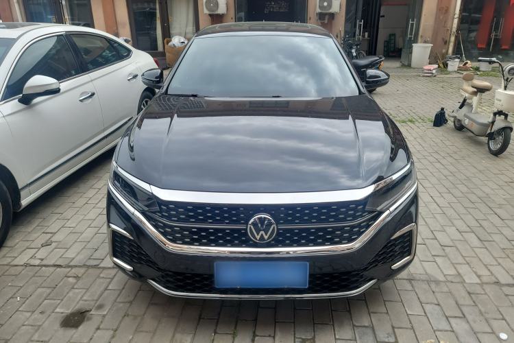 Used Volkswagen Passat 2024 330TSI Starry Elite Edition Front