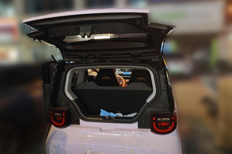 Used Chery QQ Ice Cream 2022 120km Conical Shape Lithium Iron Phosphate
