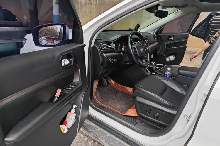 Used Jeep Commander 2018 2.0T Two-Wheel Drive Enjoy Edition China V
