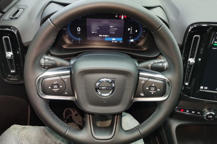 Used Volvo XC40 2023 B3 Zhiyuan Luxury Edition
