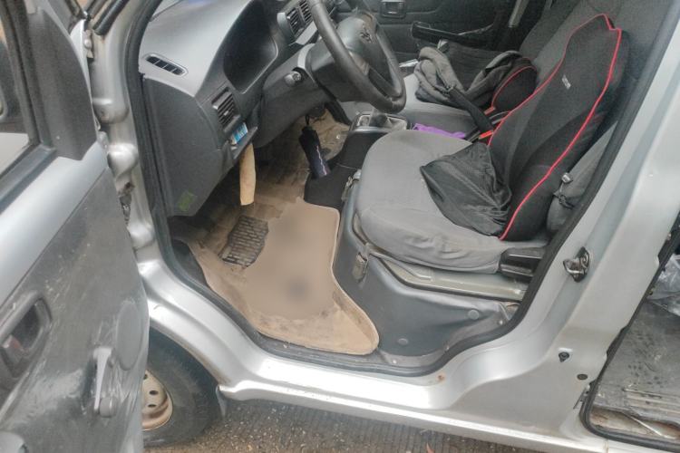 Used Wuling Rongguang 2012 1.5L Extended Basic Version Left Front Seat