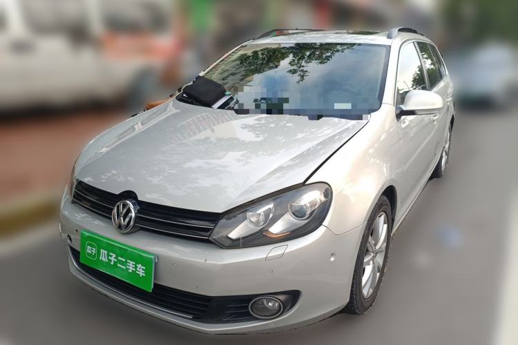 Used Volkswagen Golf 2011 1.4 TSI Luxury Touring Edition Guazi used car, China used car export, Used car for sale, Used cars, Cheapest cars for sale