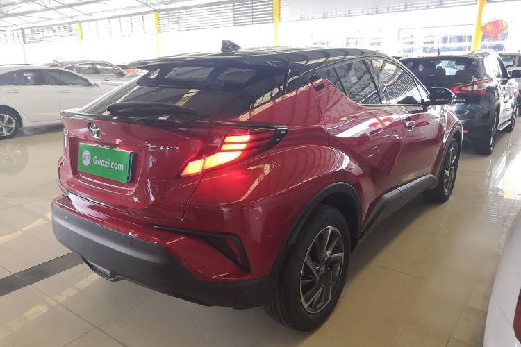 Used Toyota C-HR 2021 2.0L Luxury Edition Rear Right 45 Deg