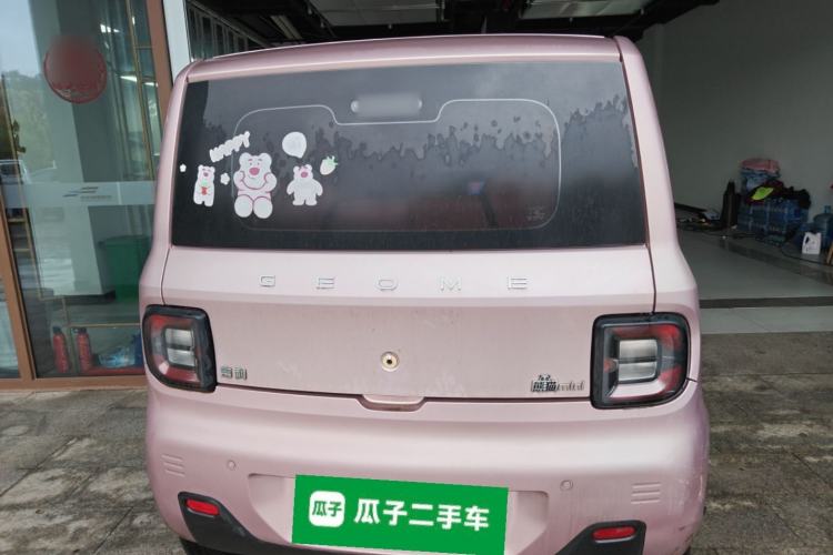 Used Geely Galaxy Panda 2023 Panda Mini 200km Endurance Bear
