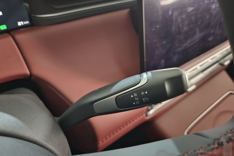 Used Hongqi HS6 PHEV 2026 240 Smart Hybrid Version Gear Lever