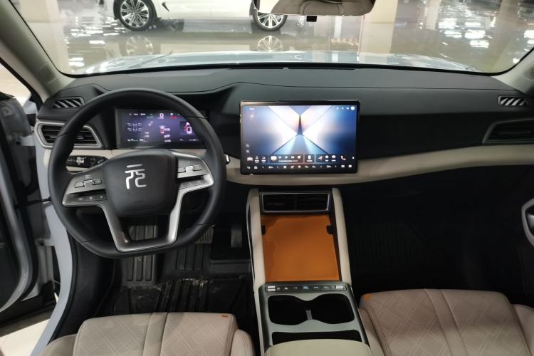 Used BYD Yuan UP 2025 Intelligent Driving Version 401 KM Dynamic Edition