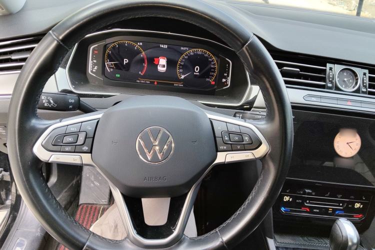 Used Volkswagen Magotan 2020 330TSI DSG Luxury Edition Steering Wheel