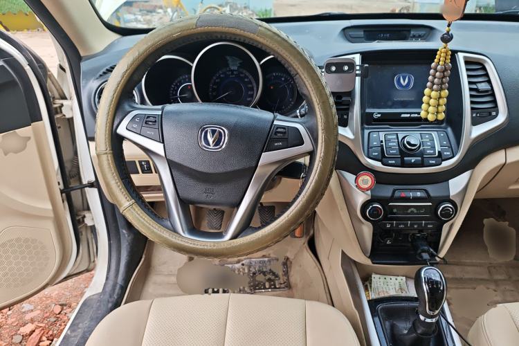 Used Changan Eado 2015 1.6L Manual Luxury Model China IV Standard
