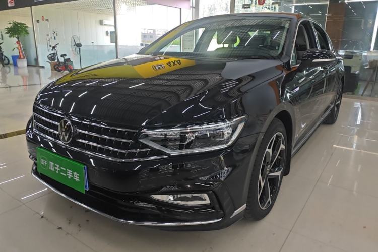 Used Volkswagen Magotan 2024 2 Million Units Zhongxiang Version 330TSI DSG Luxury Edition