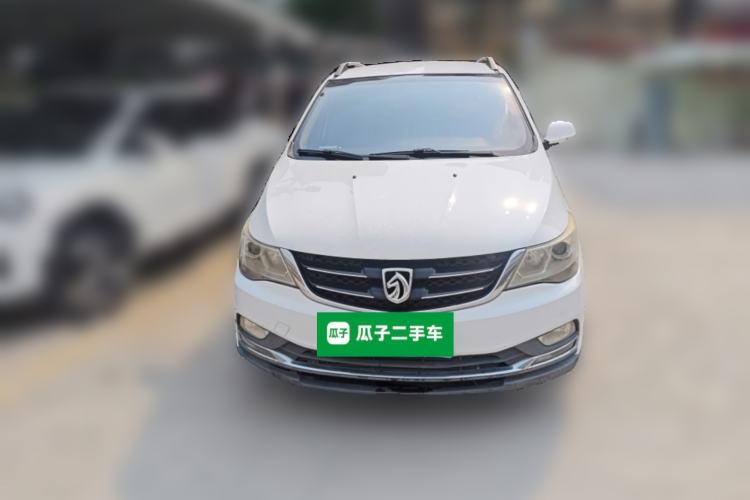 Used Baojun 730 2016 1.5T Manual Comfort Version 7 Seats Front