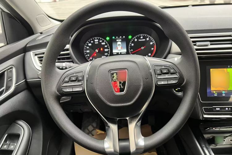 Used Roewe i5 2019 1.5L Automatic 4G Connected Langyue Edition
