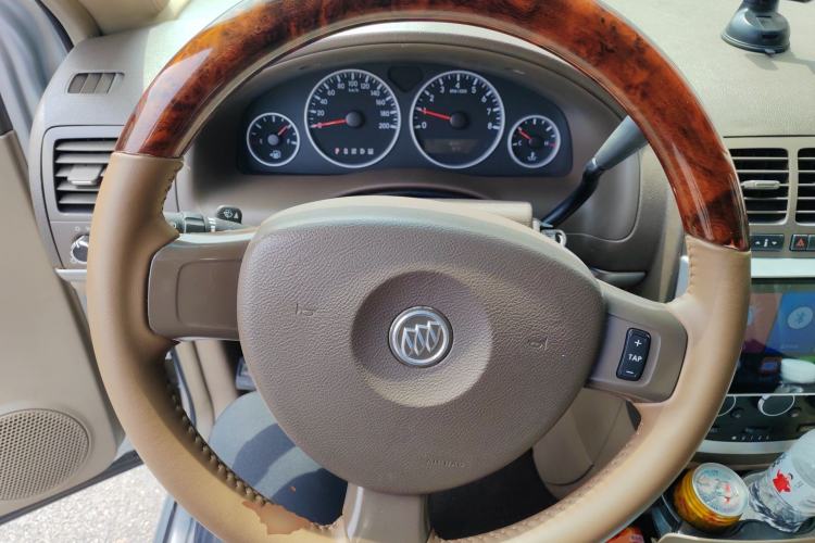 Used Buick GL8 2013 2.4L Classic Edition Steering Wheel