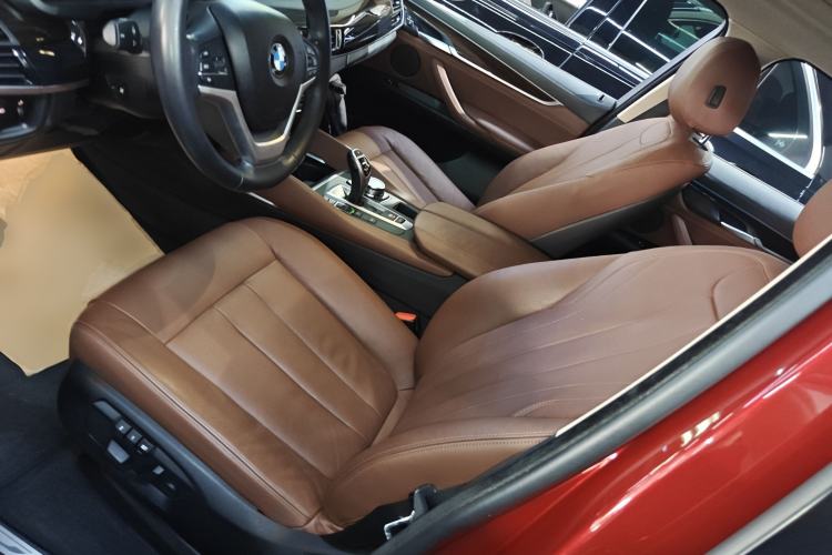 Used BMW X6 2015 xDrive35i Luxury Edition Left Front Seat