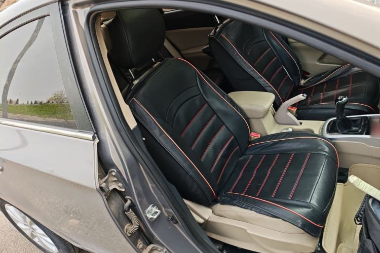 Used CHANGAN Eado 2014 1.6L Manual Luxury Model Right Front Seat