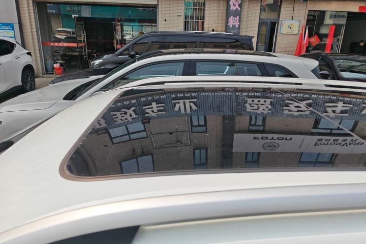 Used Volkswagen Tharu 2024 300TSI Two-Wheel-Drive Moonlight Edition Roof