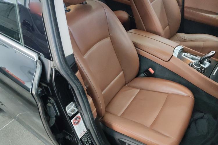 Used BMW 5 Series GT 2014 535i Leading Model