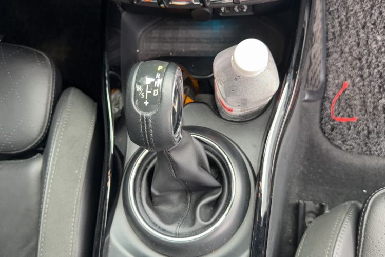 Used MINI Clubman 2016 Revised Version 1.5T COOPER Connoisseur Edition Gear Lever