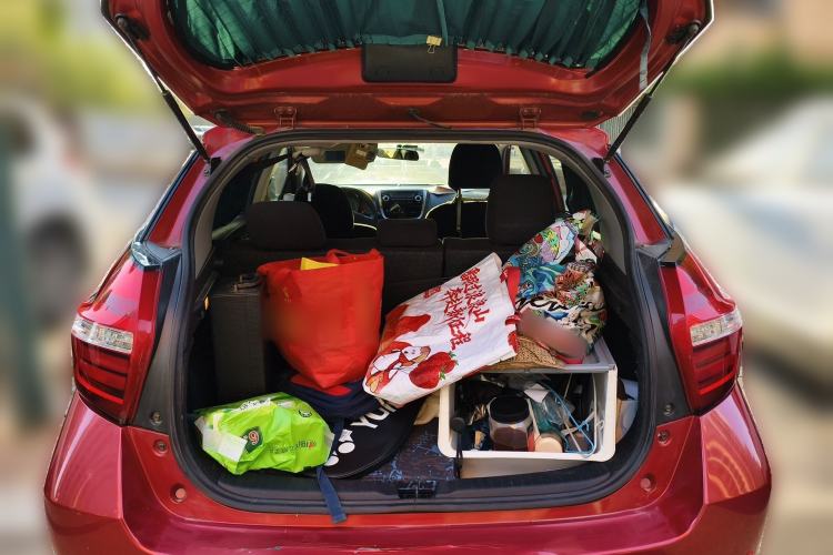 Used Toyota YARiS L Zhi Xuan 2016 Revised 1.5E CVT Charming Edition Trunk