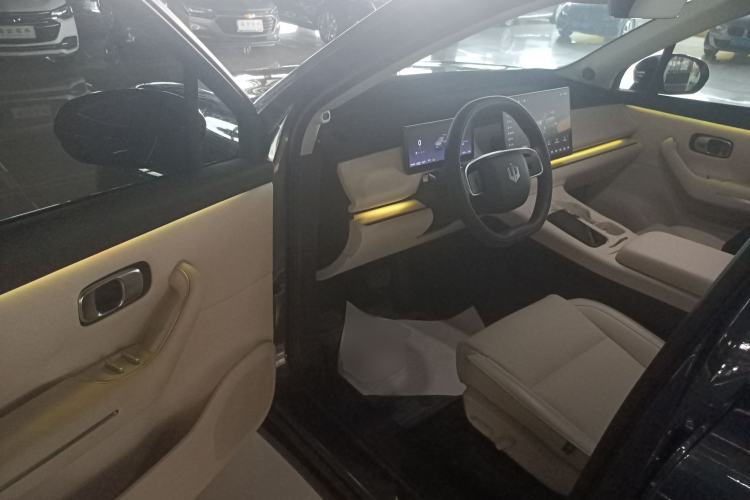 Used Leapmotor C16 2024 Range-Extended 200 Luxury Edition Driver Seat