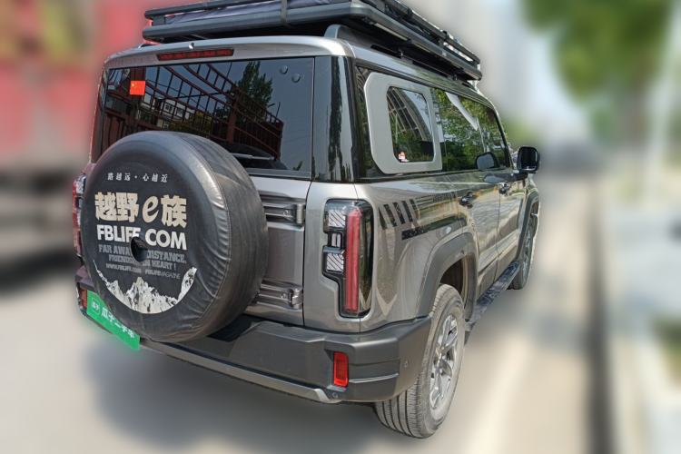 Used BAIC Off-Road BJ40 2024 2.0T All-New Urban Hunter Edition Chivalrous Style
