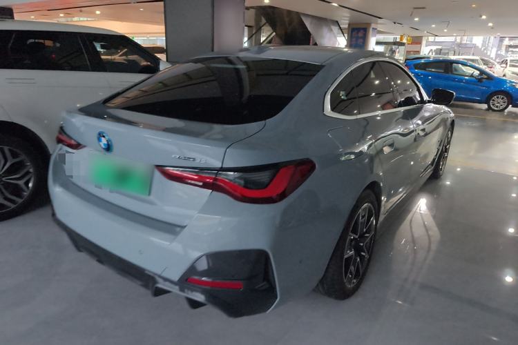 Used BMW i4 2023 eDrive35
