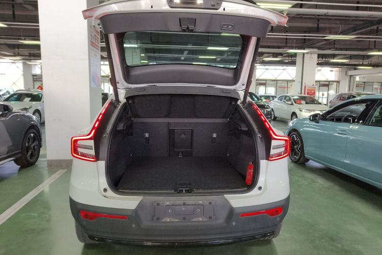 Used Volvo C40 2024 Long-Range PRO Version