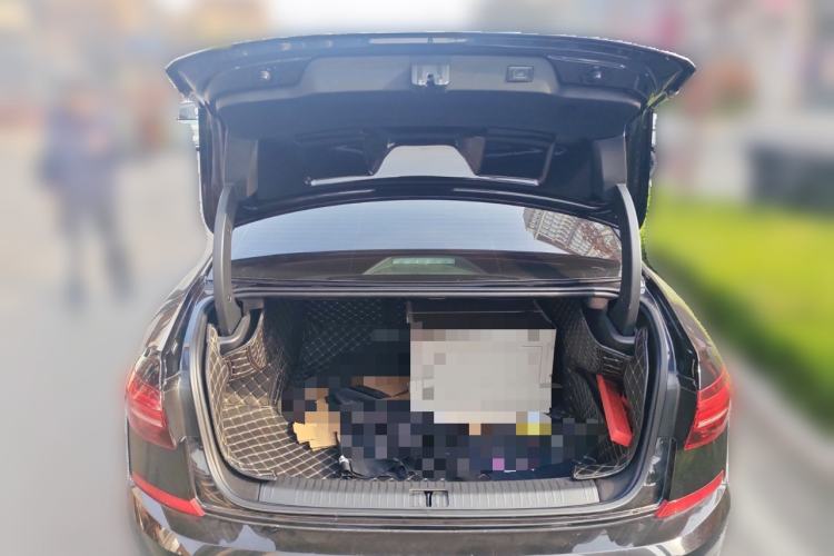 Used Volkswagen Passat 2019 330TSI Luxury Edition China VI Standard
