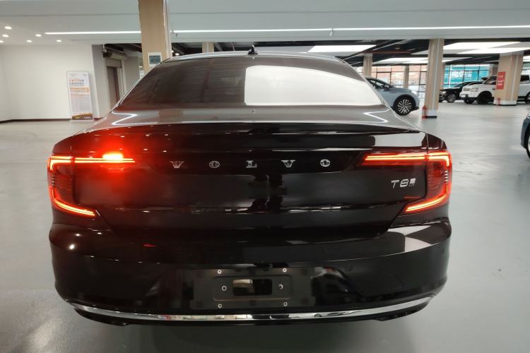 Used Volvo S90 New Energy 2024 Plug-in Hybrid Four-Wheel Drive Long-Range Luxury Smart Edition
