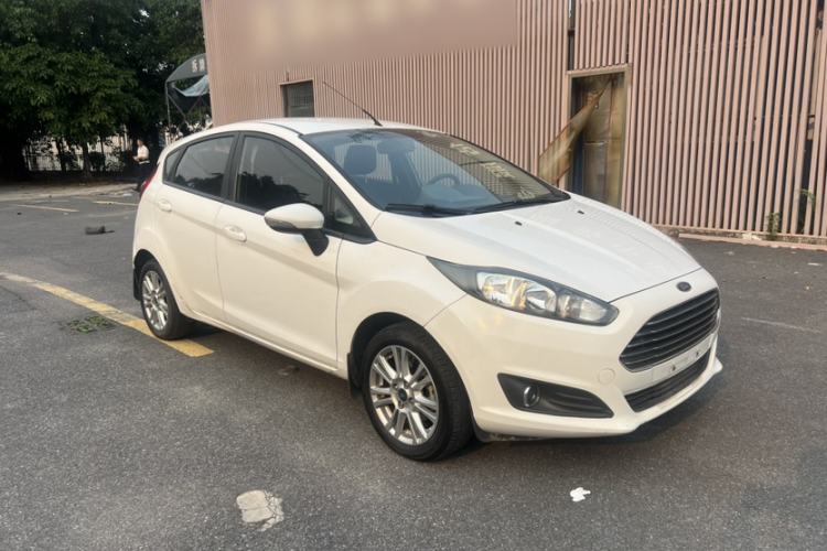 Used Ford Fiesta 2013 Hatchback 1.5L Automatic Fashion Edition Exterior 2