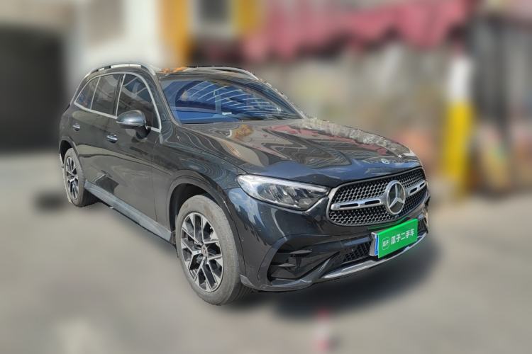 Used Mercedes-Benz GLC 2023 GLC 260 L 4MATIC Luxury Model 5 Seats Exterior 2