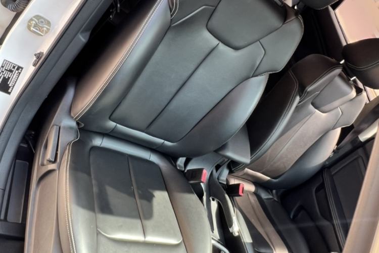 Used Land X2 2017 1.6L Automatic Sharp Edition